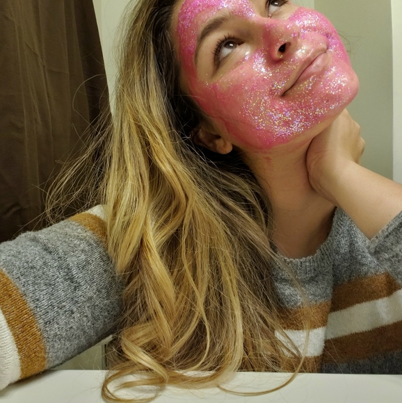 Meet your Posher, Weesie - Picture 2 of 4